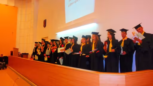 festivitate20absolvire20studii20europene.jpg