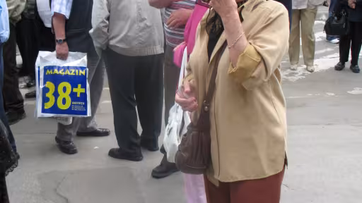 pensionari20pensii20reduse200180.jpg
