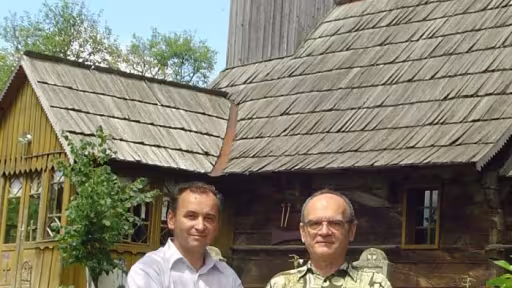 alexandru20pugna20si20gruia20stoia20la20biserica20din20budurleni.jpg