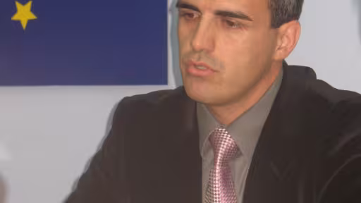 prefectura20010.jpg