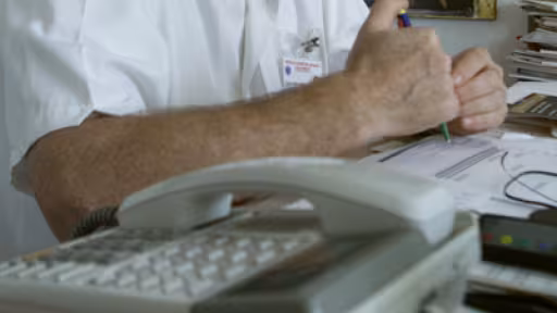 medic-telefon1.jpg