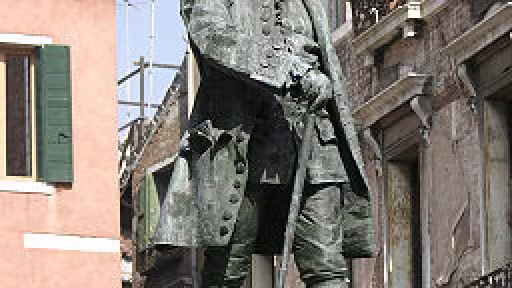 256px-venice-statueofcarlogoldoni01.jpg
