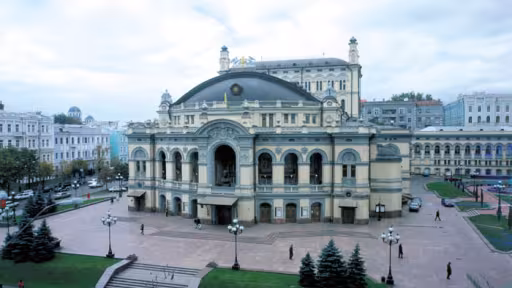 opera-nationala-bucuresti.jpg