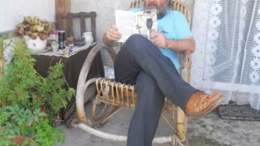 alexandru-petria...pe-veranda-440x330.jpg
