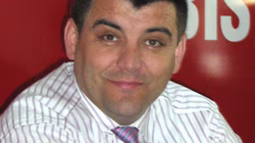 nicolaemoldovanprimarulorasuluibecleantop.jpg