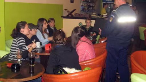 2008101802cu-diriga-bar1619.jpg