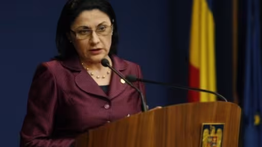 andronescu-2-630x476.jpg