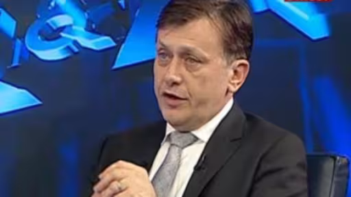 crin-antonescu-nu-basescu-stabileste-cine-si-cat-merge-la-inchisoare-institutiile-statului-sa-isi.jpg
