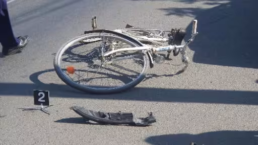 biciclist-acrosat.jpg