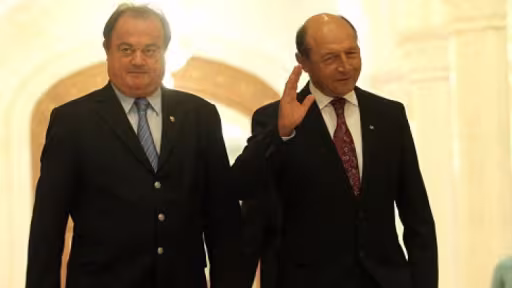blaga-l-invitat-pe-basescu-la-conventia-pdl-din-23-martie-90688-1.jpg