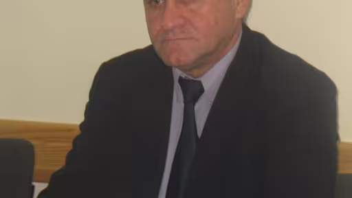 poescu20si20tintean20002b.jpg