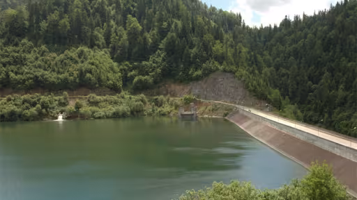 lacul-colibita.jpg
