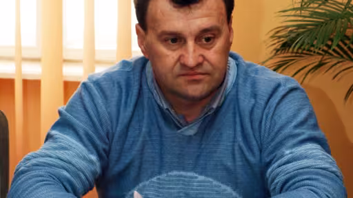 vasilelaba1max0.jpg