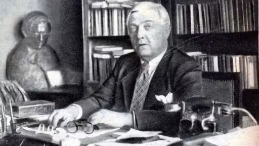 liviu-rebreanu-la-birou.jpg