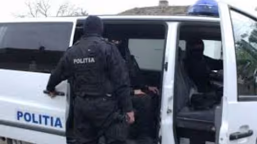 pol.jpg