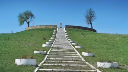 monument-selimbar-2.jpg