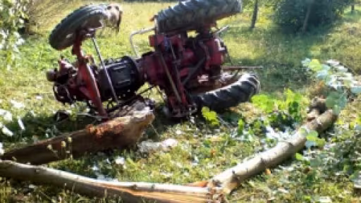 tractor.jpg