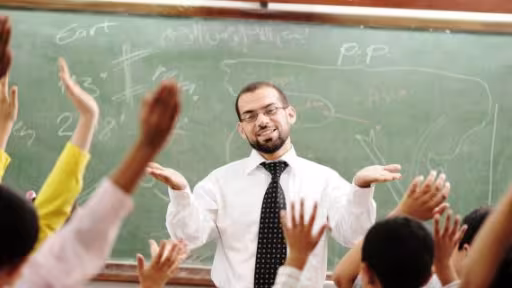 un-profesor-din-romania-castiga-pe-luna-cat-un-cadru-didactic-din-luxemburg-patru-oresize9.jpg