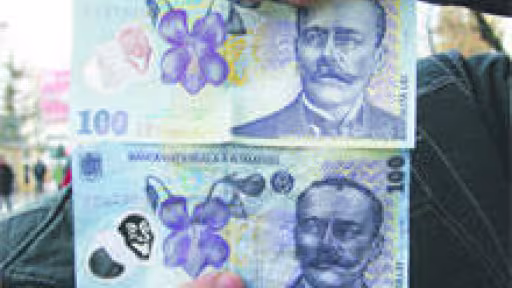 inca-o-bancnota-de-100-lei-falsa.jpg