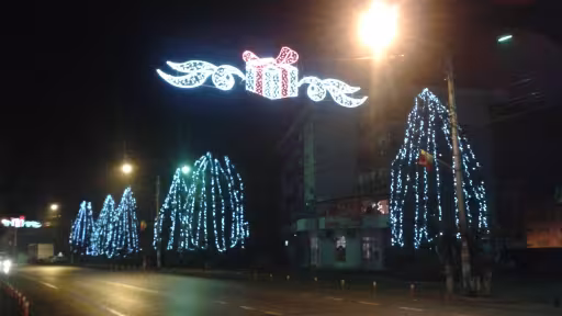 iluminatfestivpentrucraciun2016.jpg