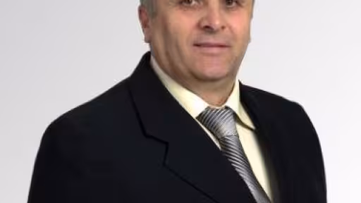 szabo.jpg