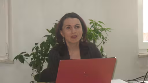 elena.jpg