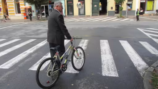 cretu.jpg