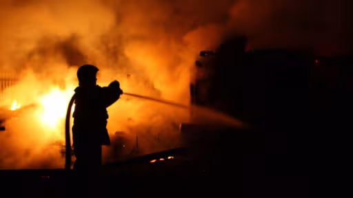 incendiu-casa-noaptea.jpg
