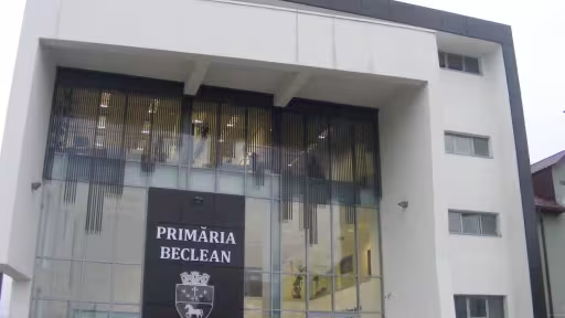 primarianoua.jpg
