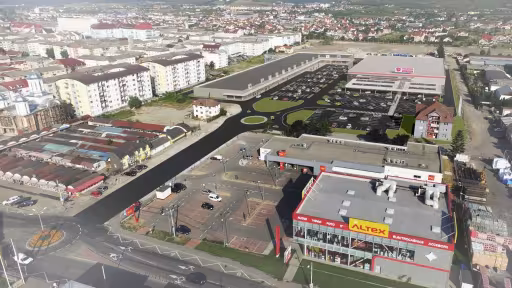 cropaerialrendercentrucomercialbistritacolor.jpg