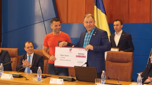 premiu.jpg