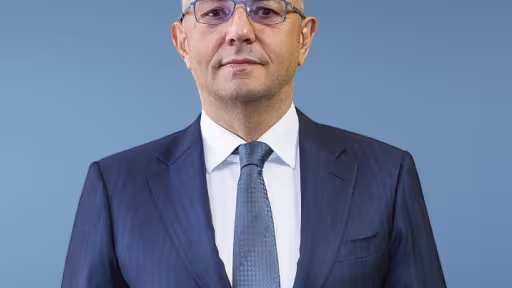 dorelgoiapresedinteconsiliudeadministrateteraplast.jpg