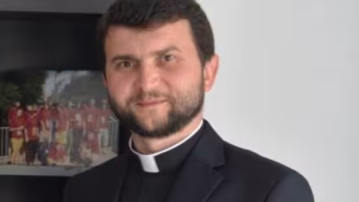 alin.jpg