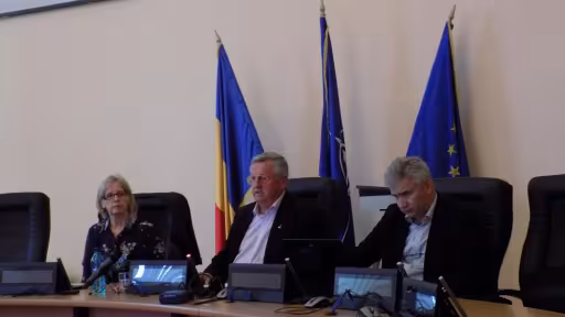 cretu.jpg