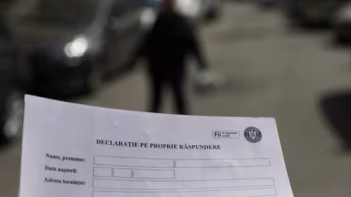 declaratie-pe-proprie-raspundere-coronavirusinquamphotosoctavganea-1024x683.jpg