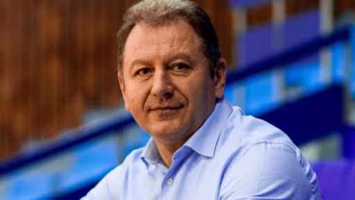 radu9.jpg