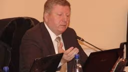 tuta.jpg