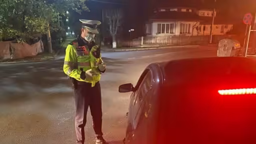 ipj-neamt-politie-noaptea-control.jpg