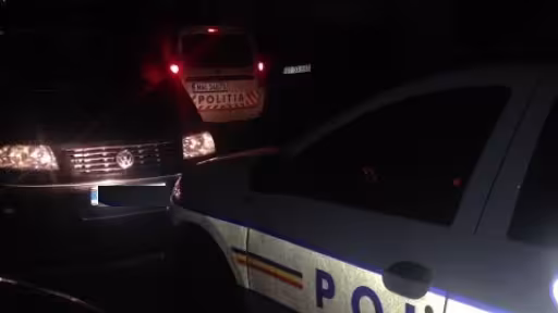 masini-politie-noaptea-botosani.jpg