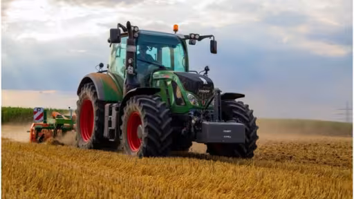 tractor.jpg