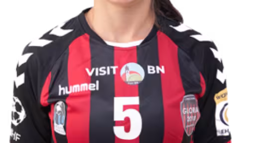 szilvia.png