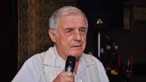 petre.jpg