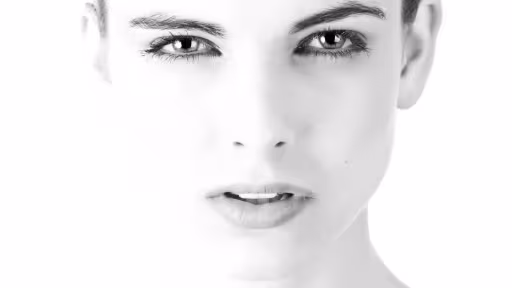 woman-g9b9a948001920.jpg