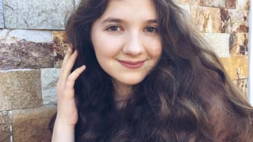 nadia.jpg