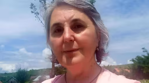 elena.jpg