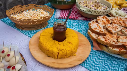 traditional-food-60329811920.jpg