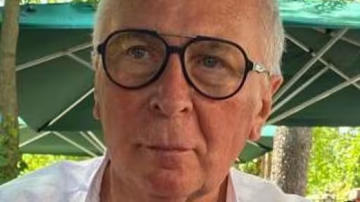 stefanborbely2022cropped.jpg