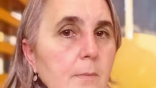 elena.jpg
