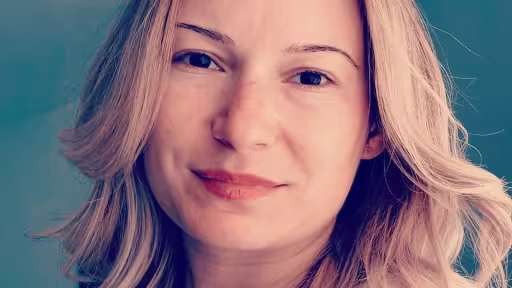 andreea.jpg