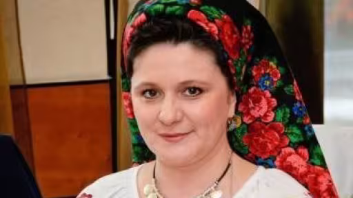 mirela.jpg